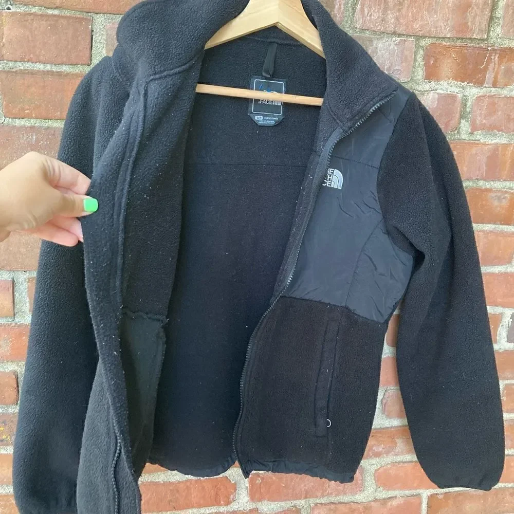 The North Face Women’s Polartec Fleece Zip Up Jacket Coat